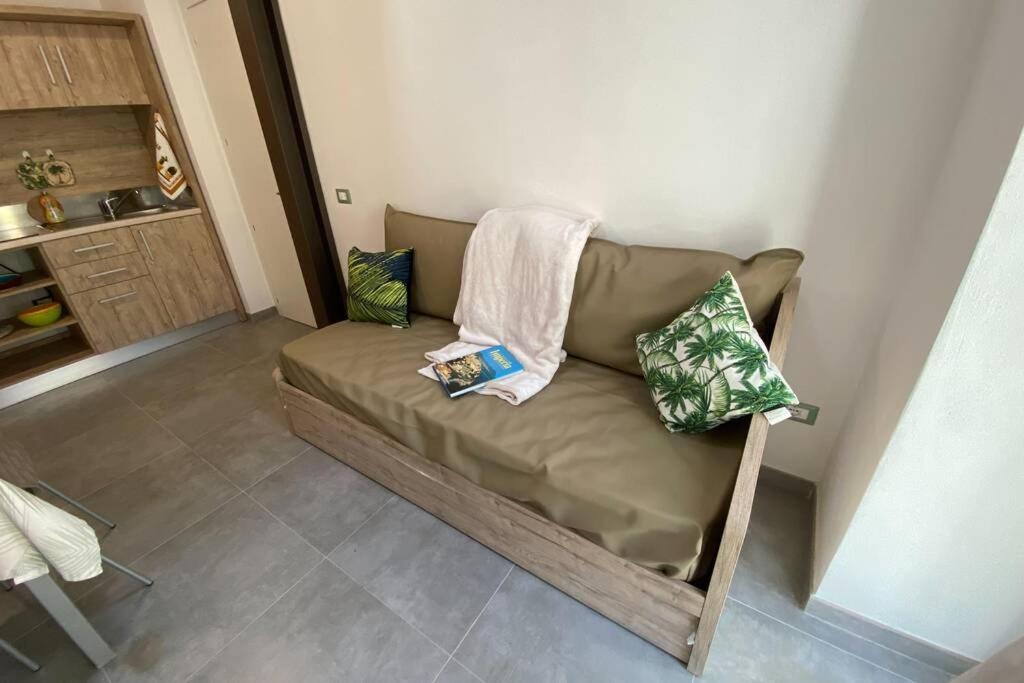 Appartamento New Agriloft 4 Palms clima, giardino e Wi-Fi a 50 mt dal mare Bordighera Esterno foto